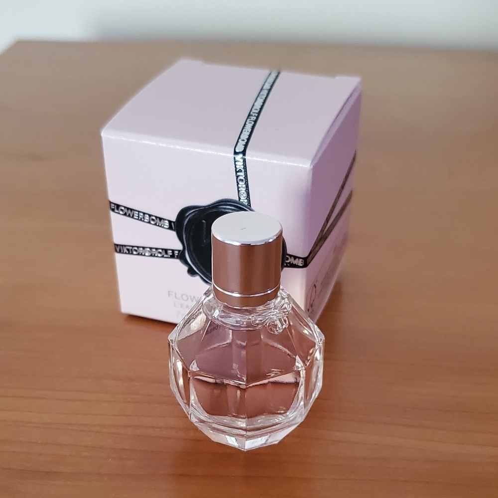 Flowerbomb mini